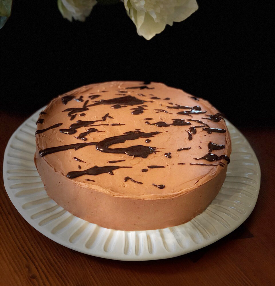 Light chocolate deals cake